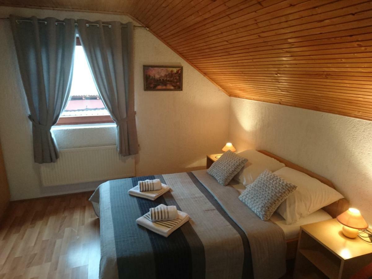 House Viktoria Hotel Seliste Dreznicko Eksteriør billede